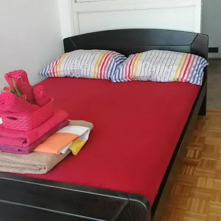 Danube Apartment *