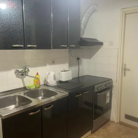 Danube Apartment *