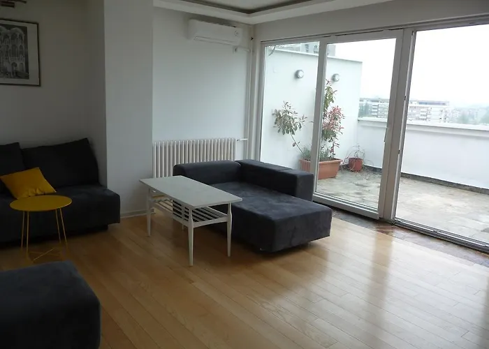 Danube アパート *