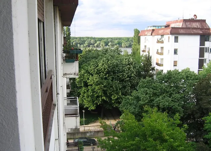 アパート Danube ベオグラード